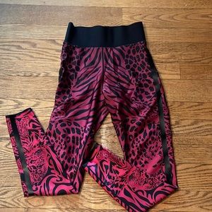 Ultracor leggings size small. Like new!